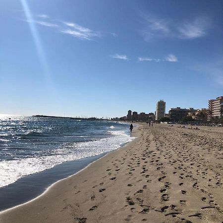 Nice Apartment Near The Beach Фуeнхирола Екстериор снимка