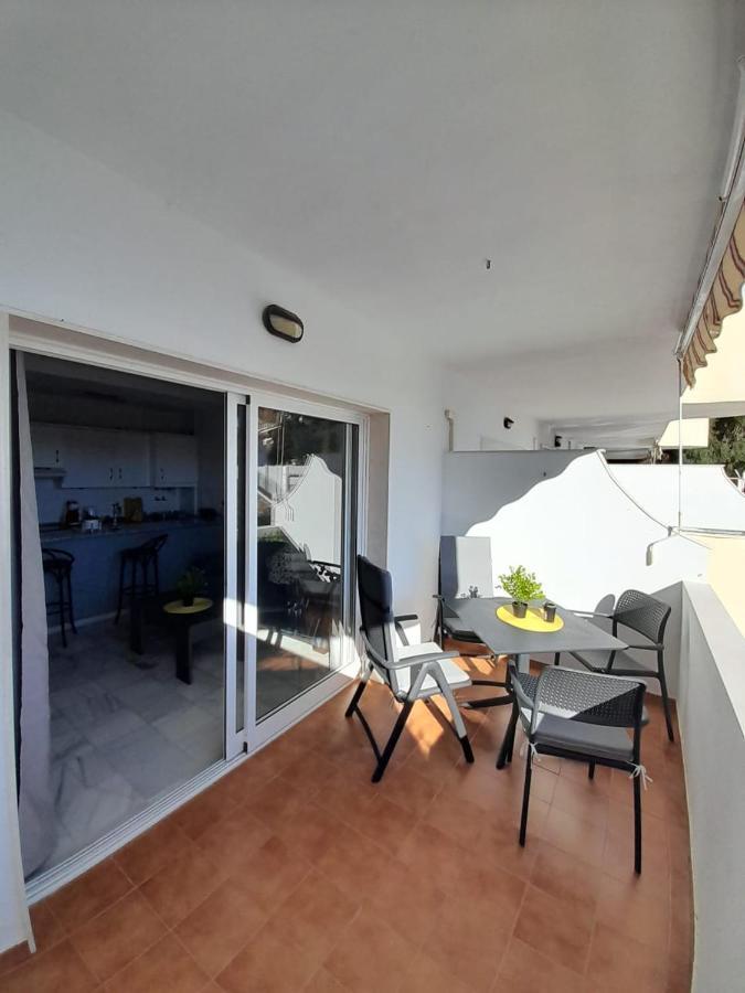 Nice Apartment Near The Beach Фуeнхирола Екстериор снимка