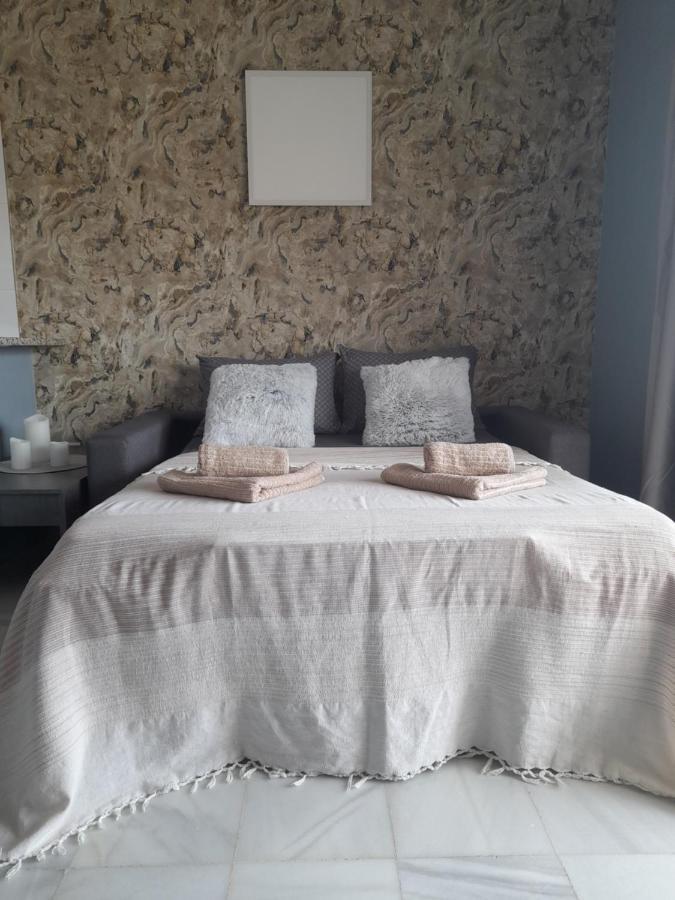 Nice Apartment Near The Beach Фуeнхирола Екстериор снимка