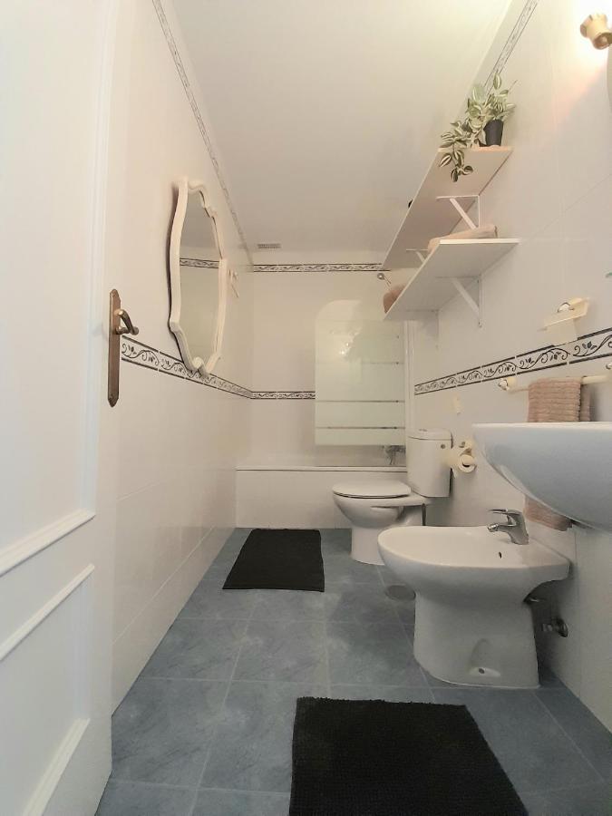 Nice Apartment Near The Beach Фуeнхирола Екстериор снимка
